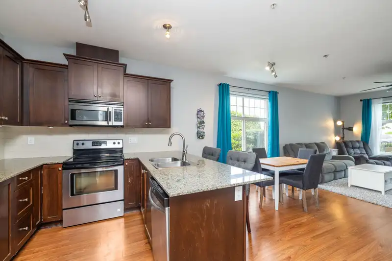 111 17712 57A AVENUE - photo 4 of 40