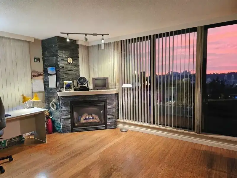 1105 10899 UNIVERSITY DRIVE - photo 3 of 18