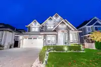 8010 170 STREET - thumbnail 1