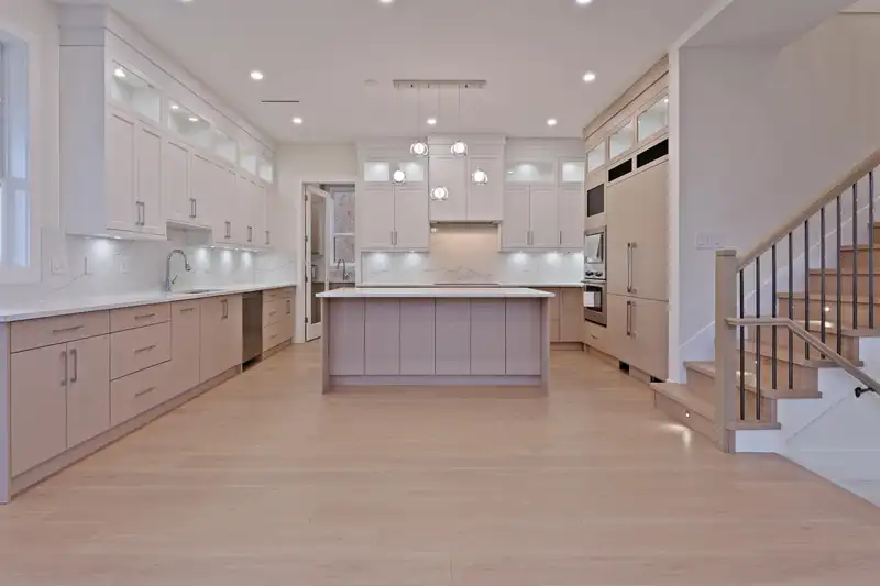 14758 62A AVENUE - photo 3 of 18