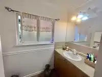 12542 GROVE CRESCENT - thumbnail 17