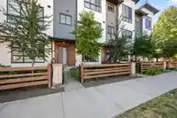 36 7177 194A STREET - thumbnail 3