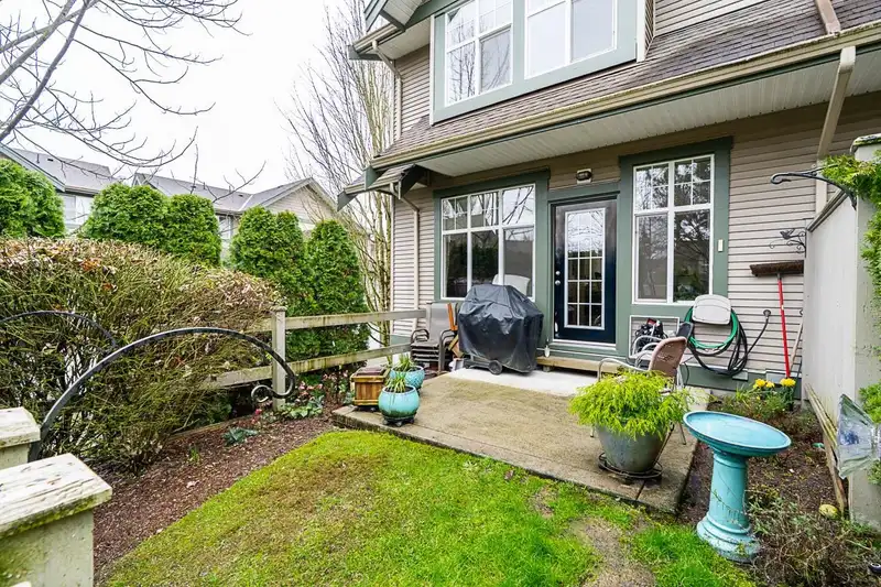 64 6050 166 STREET - photo 3 of 28