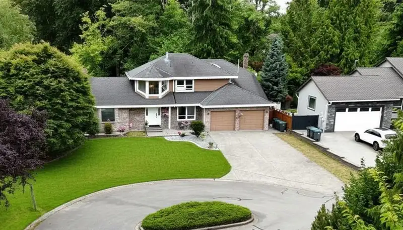 8085 148A STREET - photo 1 of 36