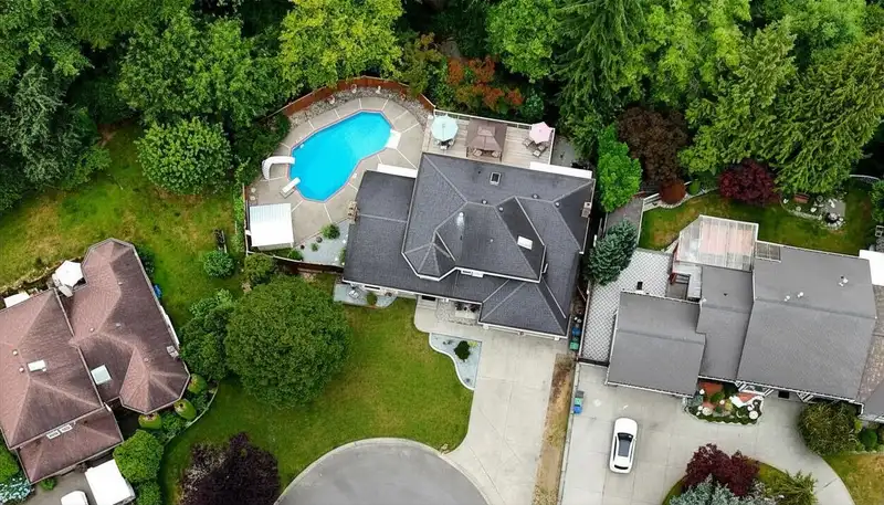 8085 148A STREET - photo 2 of 36