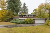 14457 110 AVENUE - thumbnail 2