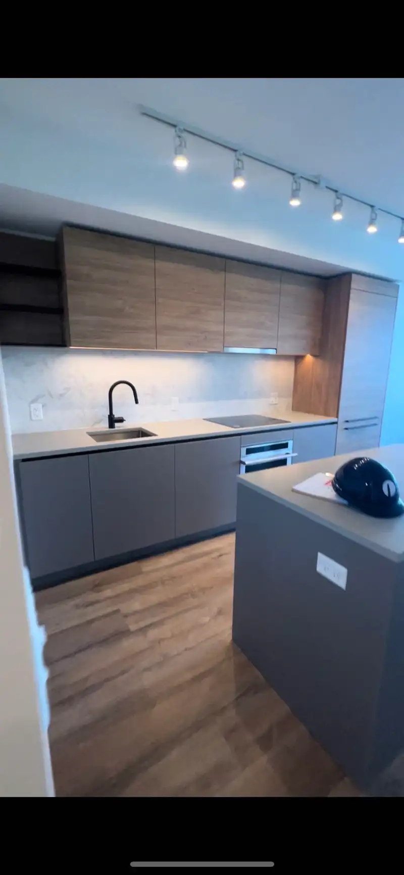 1001 10448 UNIVERSITY DRIVE - photo 3 of 9