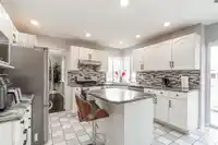 12439 70A AVENUE - thumbnail 10