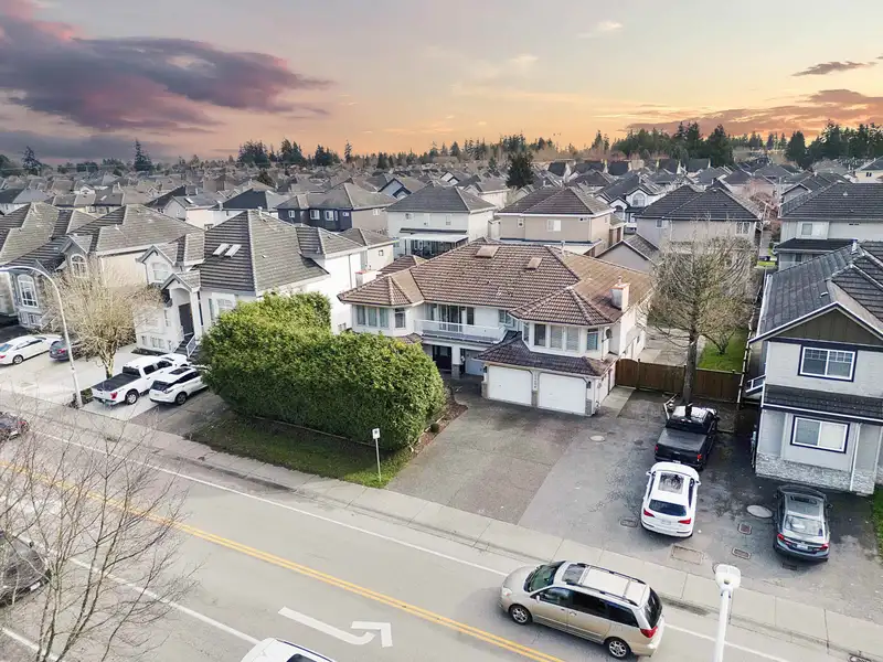 12604 68 AVENUE - photo 1 of 36