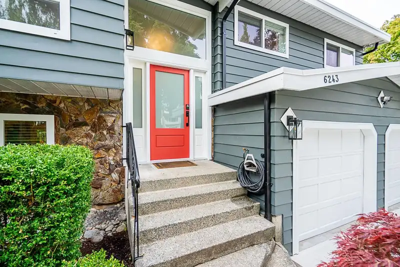 6243 171 STREET - photo 4 of 35