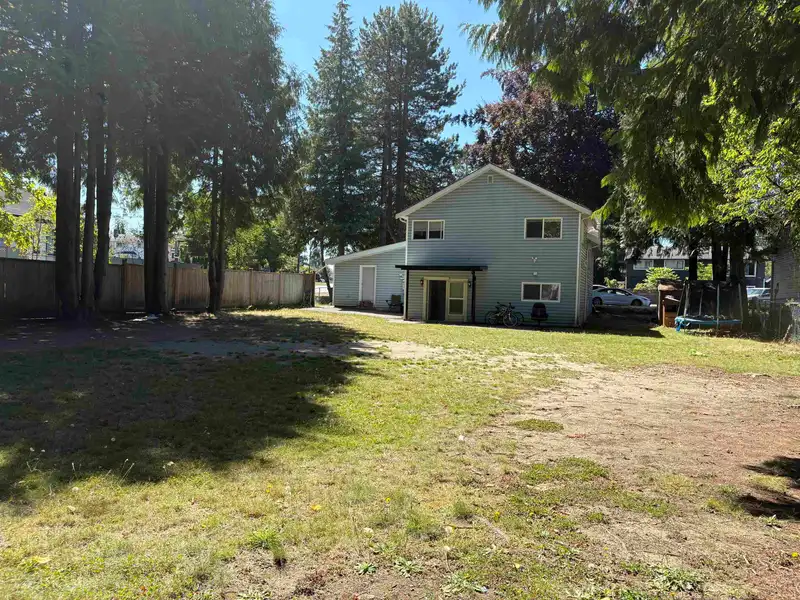 14165 PARK DRIVE - photo 2 of 19