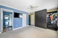 8115 157A STREET - thumbnail 18