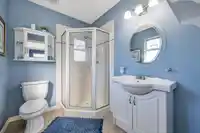 8115 157A STREET - thumbnail 19