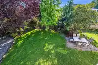 8115 157A STREET - thumbnail 34