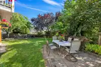 8115 157A STREET - thumbnail 38