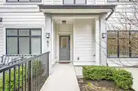 61 17557 100 AVENUE - thumbnail 3