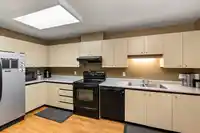 21 16016 82 AVENUE - thumbnail 10