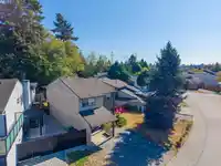 7674 125 STREET - thumbnail 2