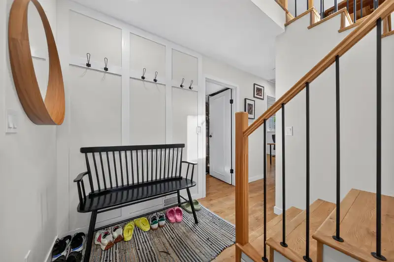 7674 125 STREET - photo 4 of 25