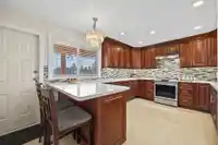 8038 156A STREET - thumbnail 10