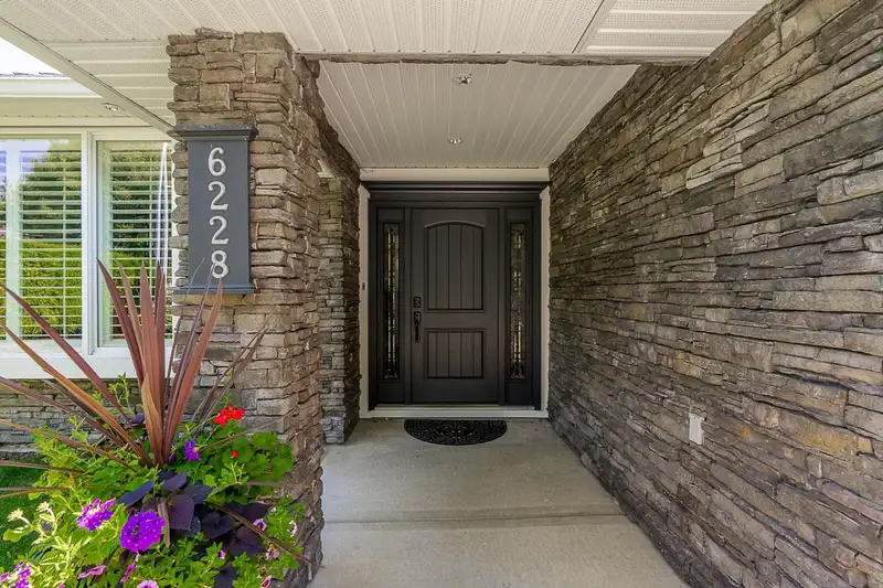 6228 189 STREET - photo 4 of 39