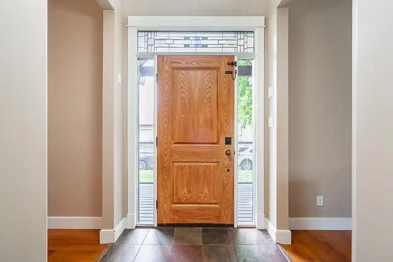19281 69 AVENUE - photo 4 of 35