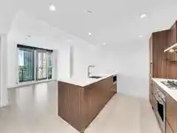 2305 9887 WHALLEY BOULEVARD - thumbnail 9