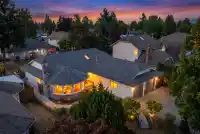 15747 92A AVENUE - thumbnail 1