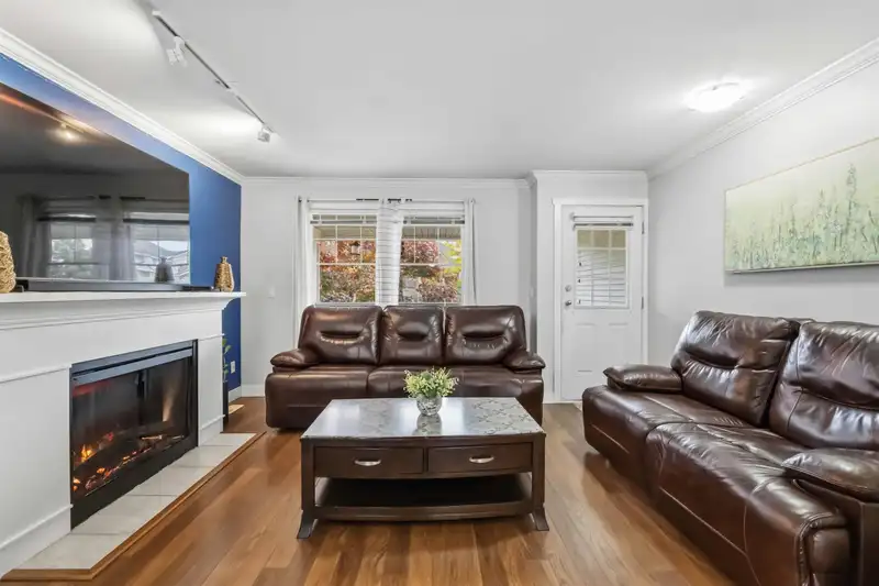 40 6568 193B STREET - photo 4 of 25