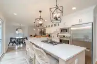5478 182 STREET - thumbnail 11