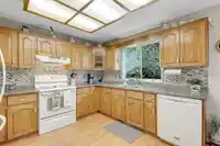 15965 89 AVENUE - thumbnail 11