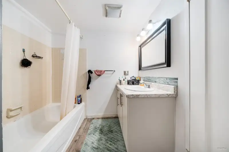 201 14925 100 AVENUE - photo 3 of 20