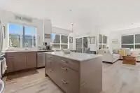 410 16388 64 AVENUE - thumbnail 1