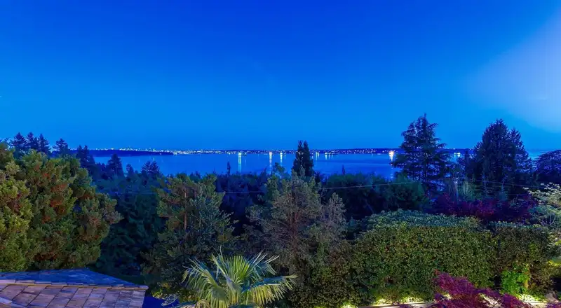 3395 THOMPSON CRESCENT - photo 2 of 13