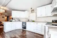 26 8266 KING GEORGE BOULEVARD - thumbnail 5