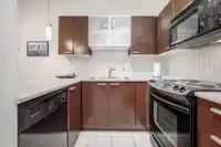 411 10499 UNIVERSITY DRIVE - thumbnail 1