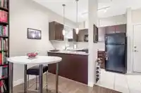 411 10499 UNIVERSITY DRIVE - thumbnail 2