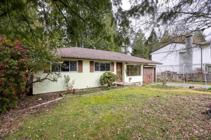 15523 105A AVENUE - photo 4 of 21