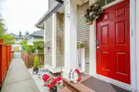 3 18055 70 AVENUE - thumbnail 1