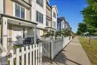 6 7056 192 STREET - thumbnail 4