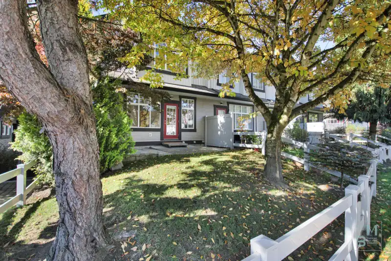 29 18839 69 AVENUE - photo 1 of 25
