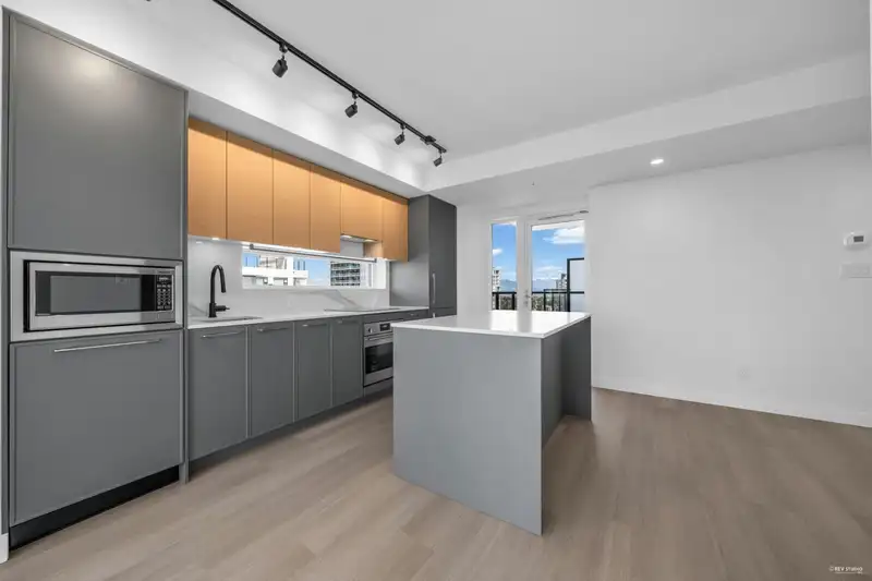 3303 13725 GEORGE JUNCTION STREET - photo 4 of 30