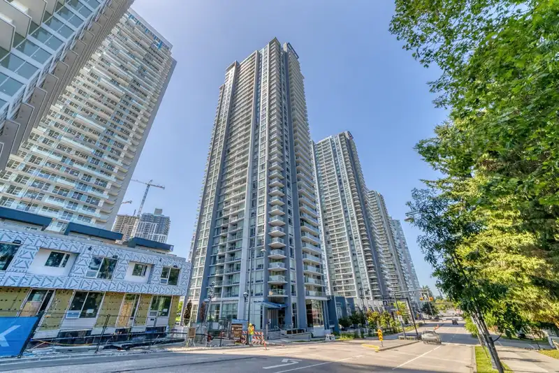 1507 13750 100 AVENUE - photo 1 of 35