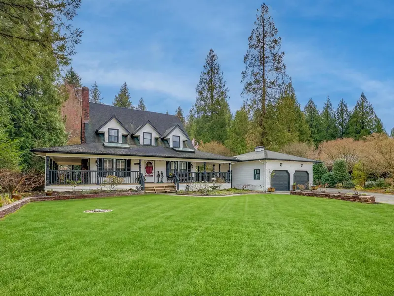 21004 43 AVENUE - photo 1 of 25