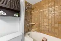 206 9763 140 STREET - thumbnail 16