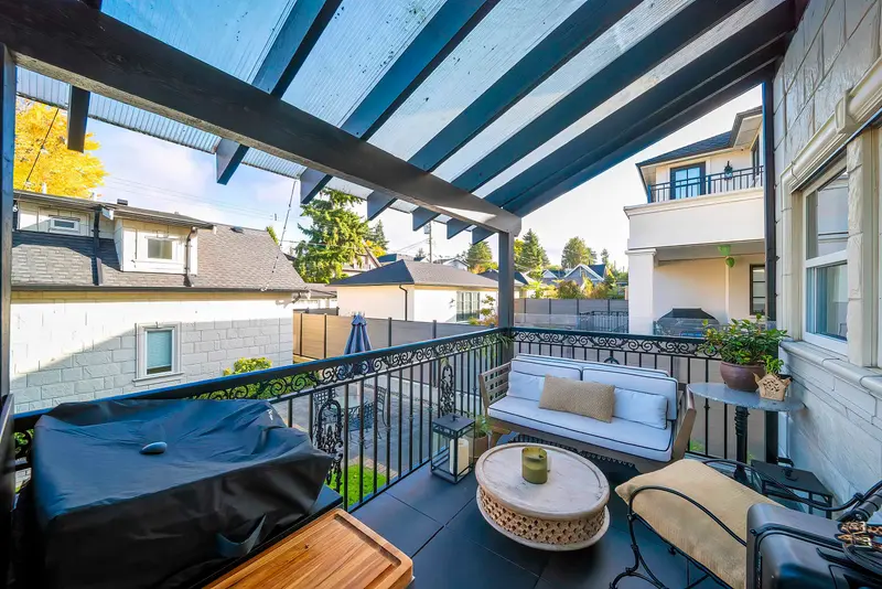 3765 W 3RD AVENUE - photo 4 of 25