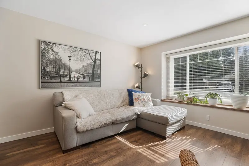 11471 95 AVENUE - photo 4 of 25