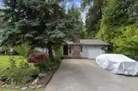 10595 154A STREET - thumbnail 2