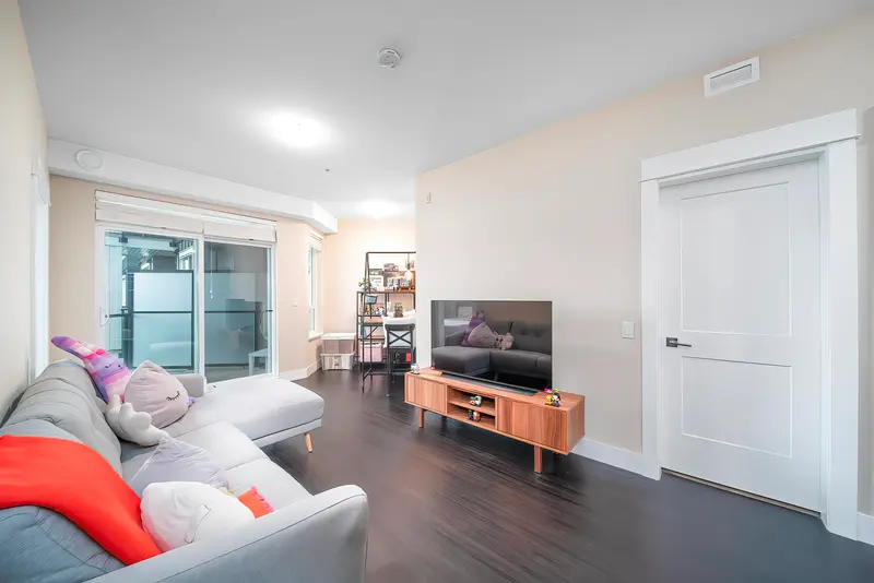 4520 2180 KELLY AVENUE - photo 4 of 25