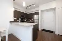 211 13468 KING GEORGE BOULEVARD - thumbnail 8
